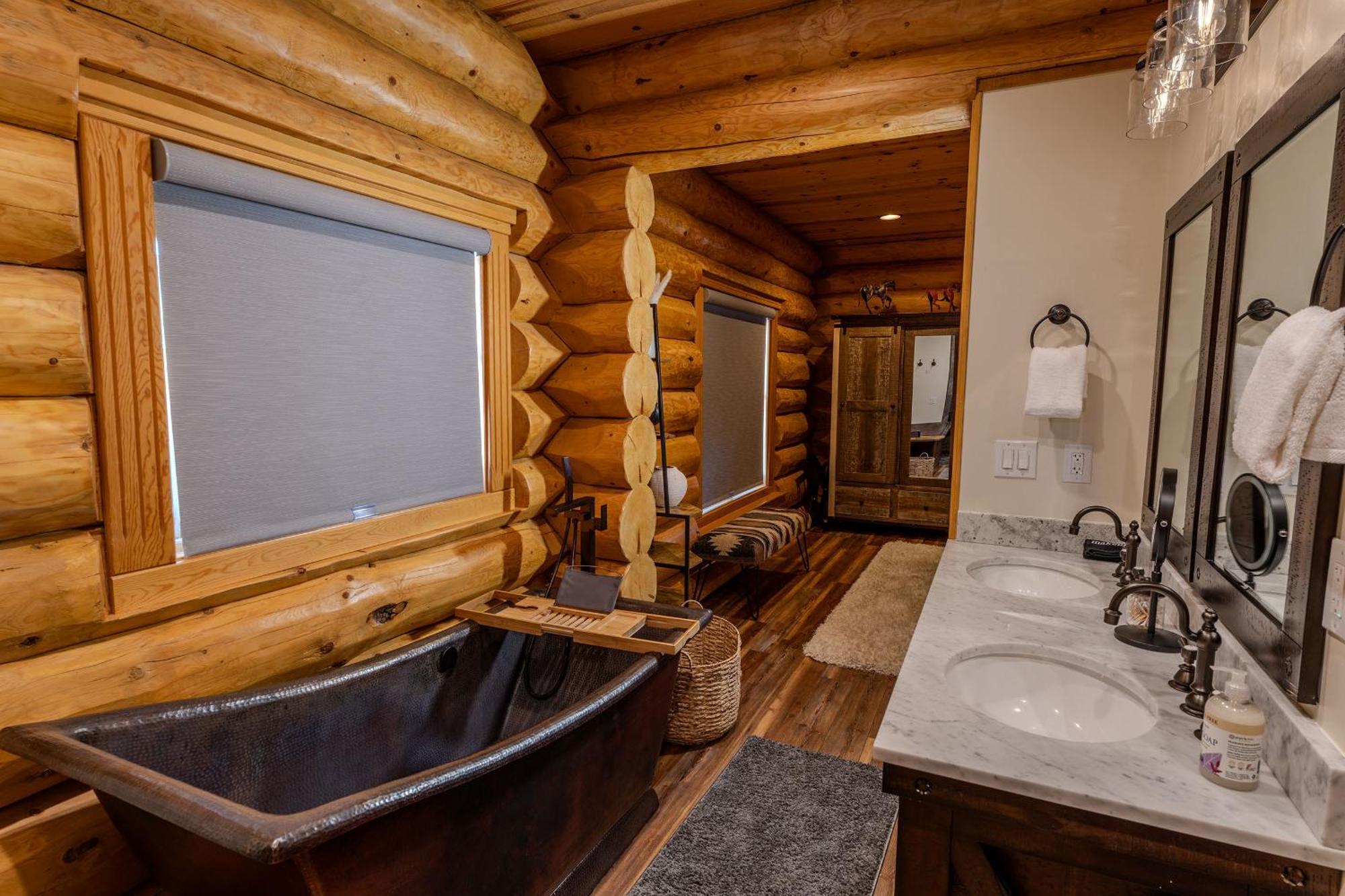 Peppermint Falls Ranch Ponderosa 외부 사진
